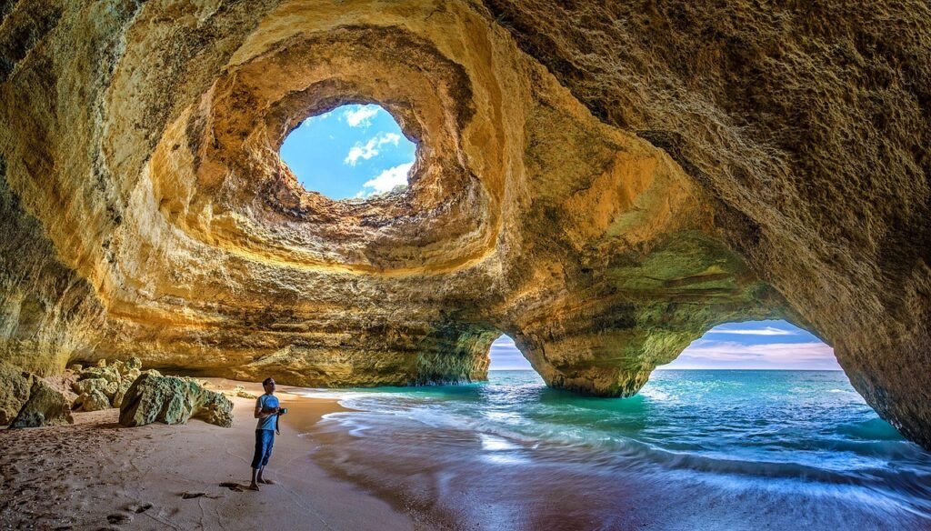 Benagil, Algarve, Portugal