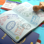 passaporte com carimbos